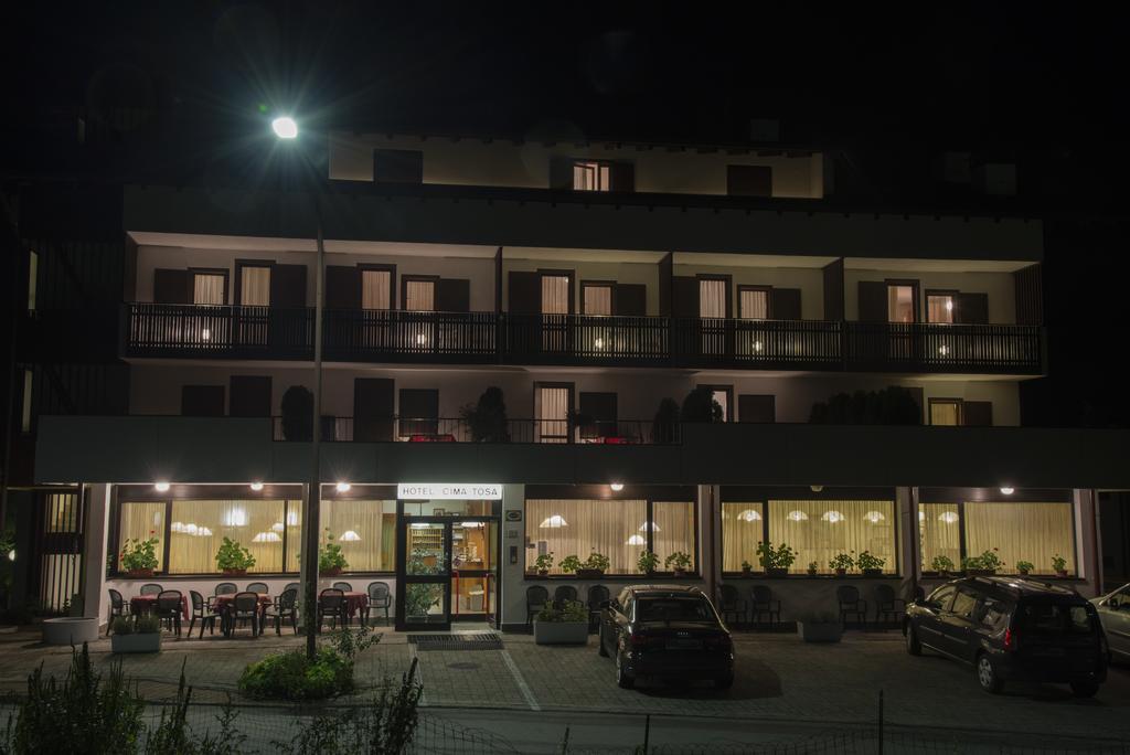 Hotel Cima Tosa San Lorenzo Dorsino Exterior foto